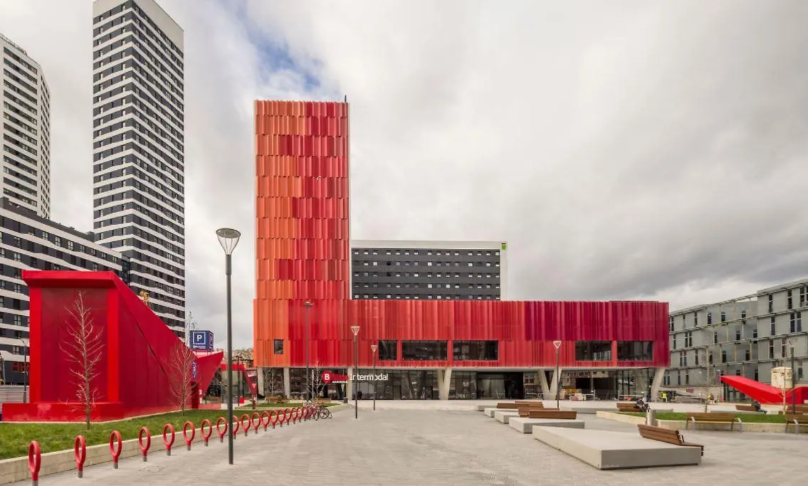 Hotel Ilunion San Mames Bilbao 4*,